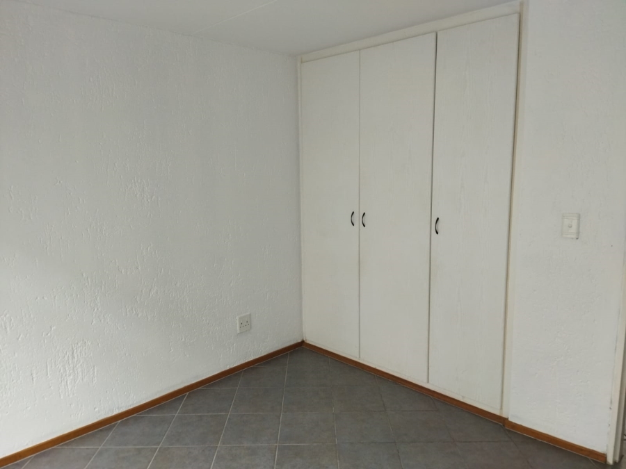 2 Bedroom Property for Sale in Baillie Park North West